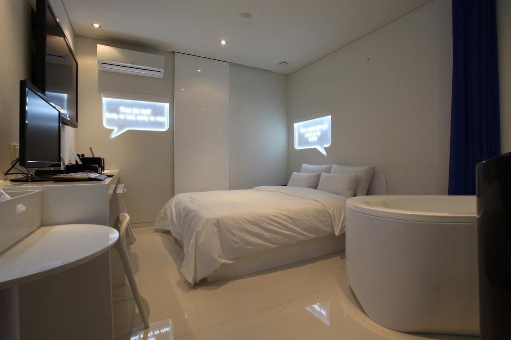 Hotel Pop2 Jongno Сеул Стая снимка