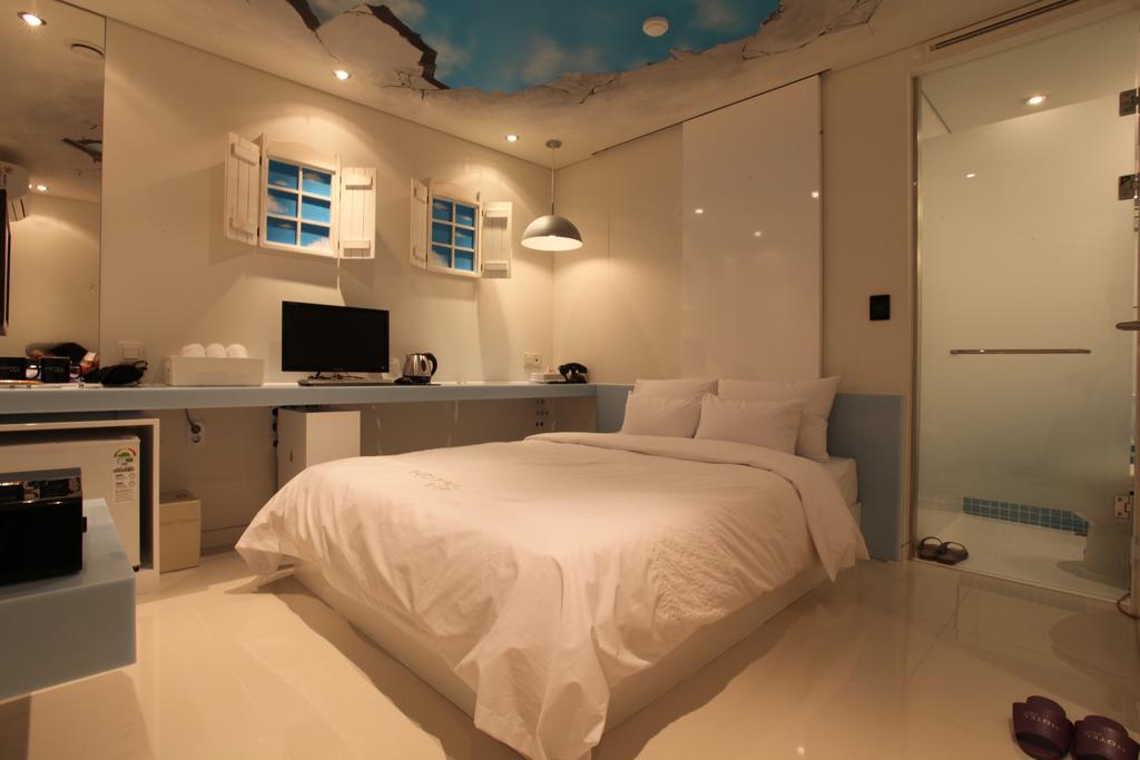 Hotel Pop2 Jongno Сеул Стая снимка