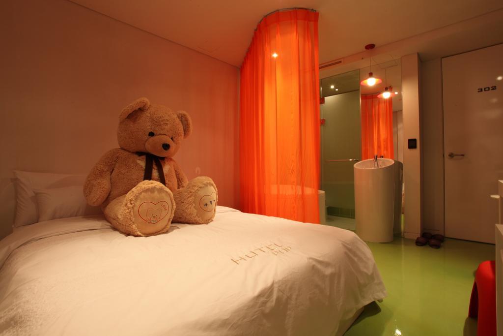 Hotel Pop2 Jongno Сеул Екстериор снимка
